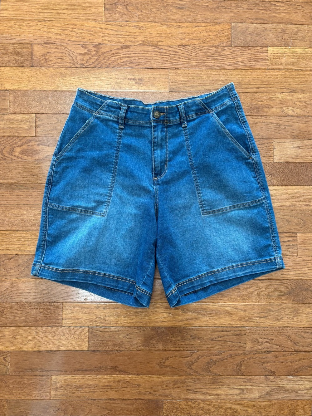 Fall Creek Patchwork Pockets Blue Denim Bermuda Shorts